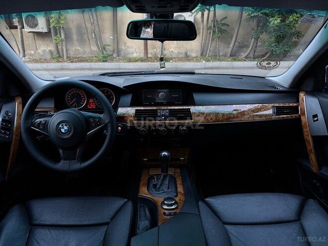 BMW 525-19