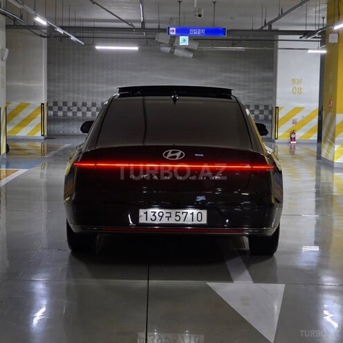 Hyundai Grandeur-4