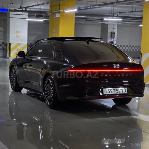 Hyundai Grandeur-2