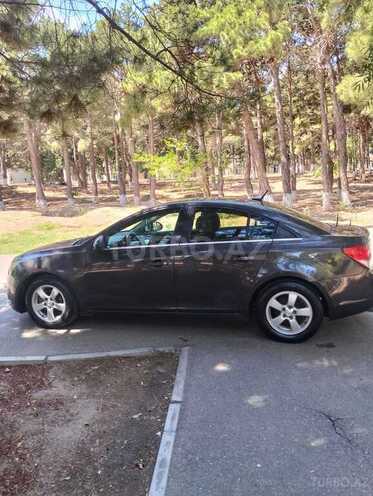 Chevrolet Cruze-11