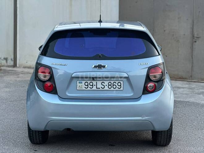 Chevrolet Aveo-10