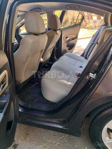 Chevrolet Cruze-15