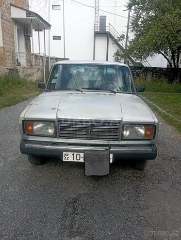 LADA (VAZ) 2107-1