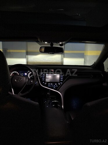 Toyota Camry-7