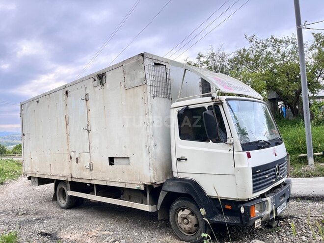 Mercedes Atego 814-5