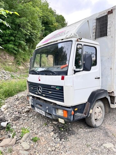 Mercedes Atego 814-7