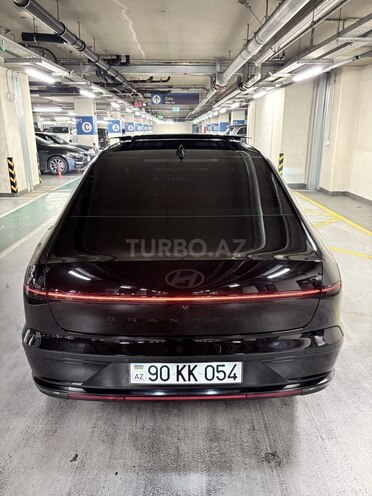 Hyundai Grandeur-2