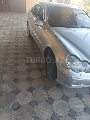 Mercedes C 240-3