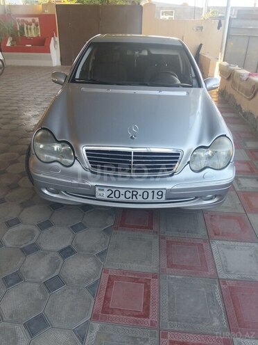 Mercedes C 240-1