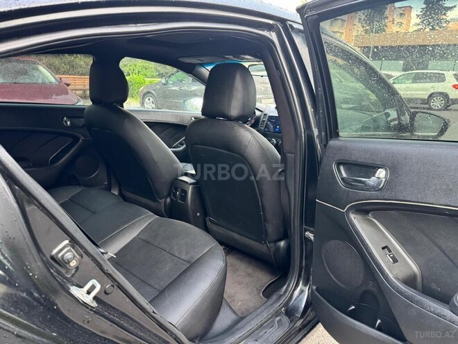 Kia Cerato-7