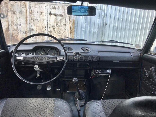LADA (VAZ) 2103-6