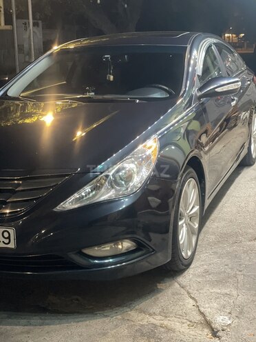 Hyundai Sonata-3