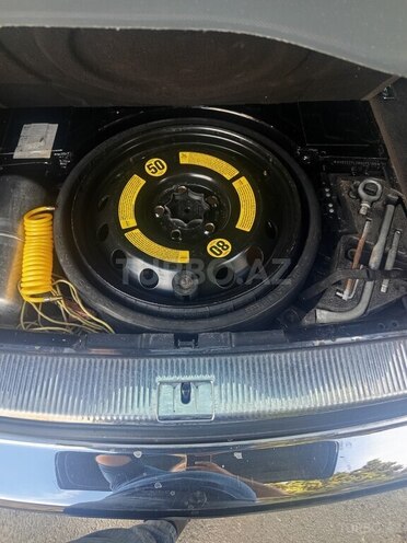 Volkswagen Touareg-5
