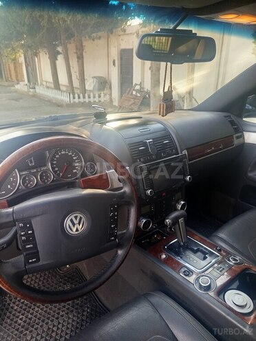 Volkswagen Touareg-2