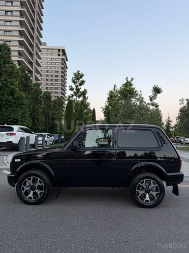 LADA (VAZ) Niva-6