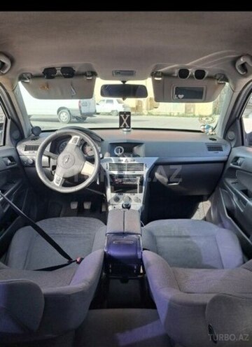 Opel Astra-2