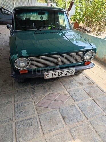 LADA (VAZ) 21011-1