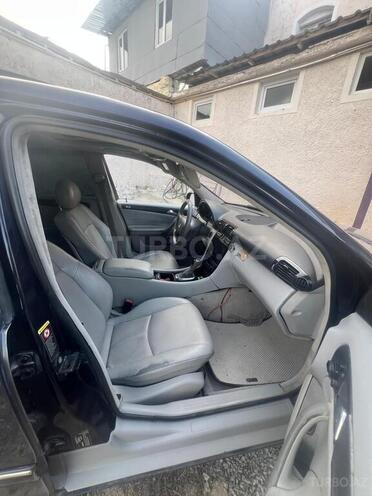 Mercedes C 320-8