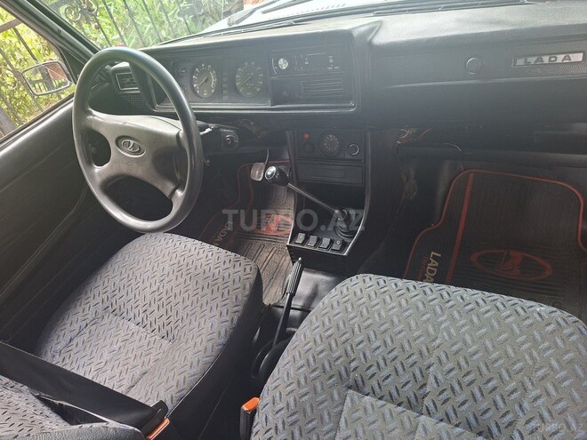 LADA (VAZ) 2107-4