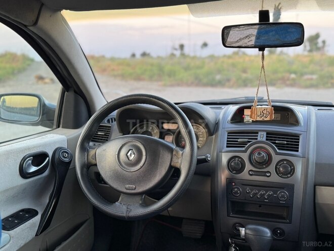 Renault Megane-8