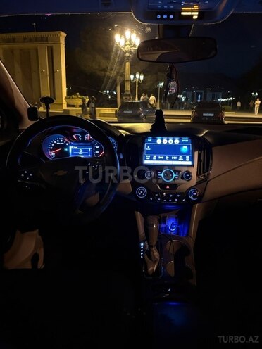 Chevrolet Cruze-6