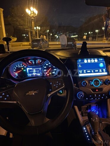 Chevrolet Cruze-5