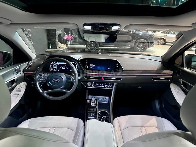 Hyundai Sonata-3