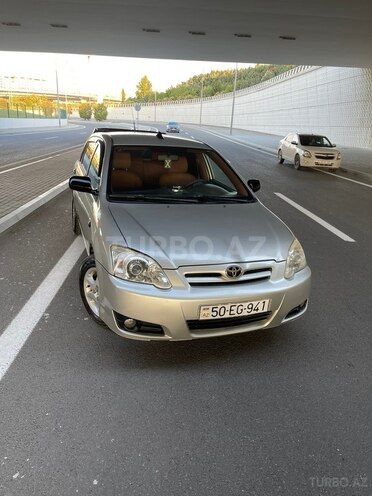 Toyota Corolla-4