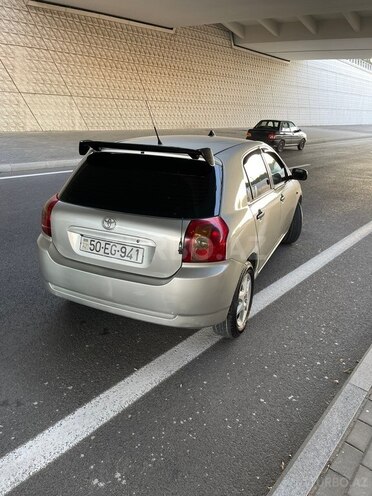 Toyota Corolla-10