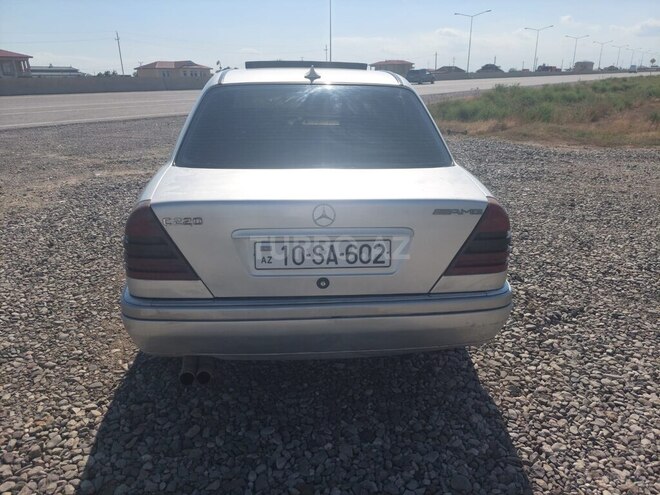 Mercedes C 220-2