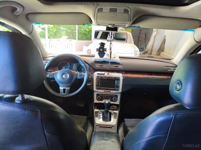 Volkswagen Passat-3