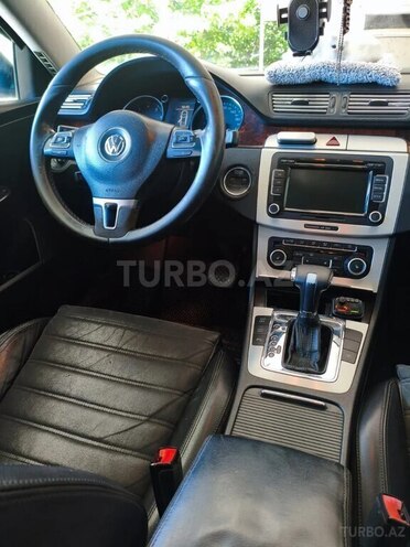 Volkswagen Passat-4