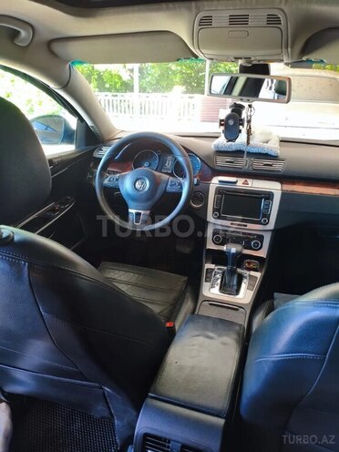 Volkswagen Passat-6