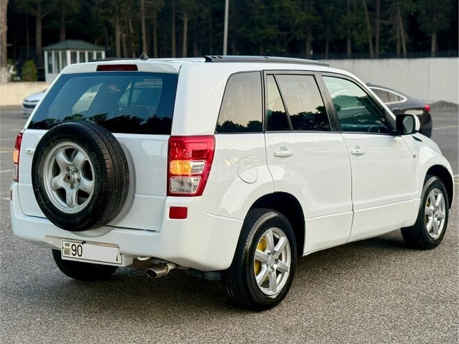 Suzuki Grand Vitara-17