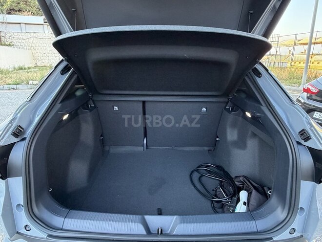 Volkswagen ID.4 Crozz-18