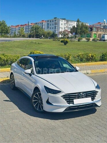 Hyundai Sonata-2