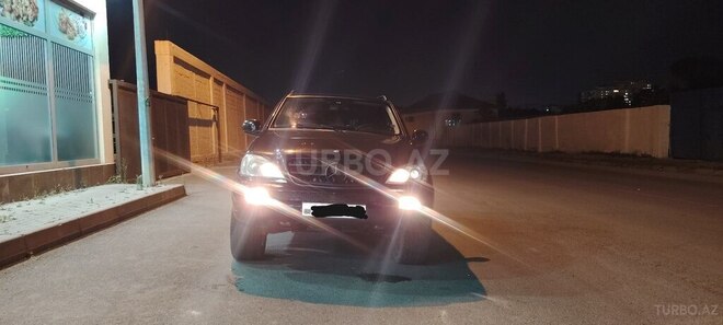 Mercedes ML 230-2