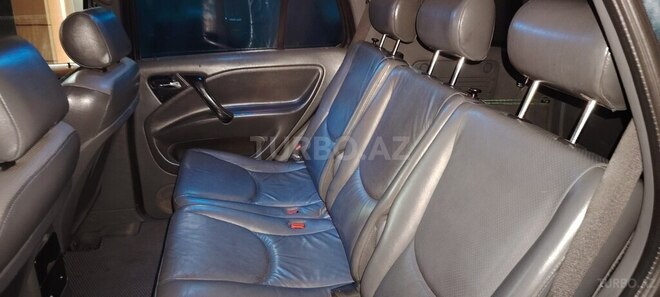 Mercedes ML 230-11