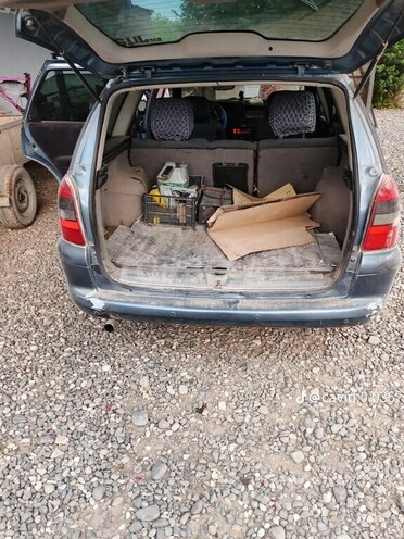 Opel Vectra-2
