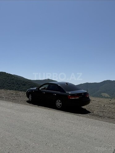 Hyundai Sonata-5