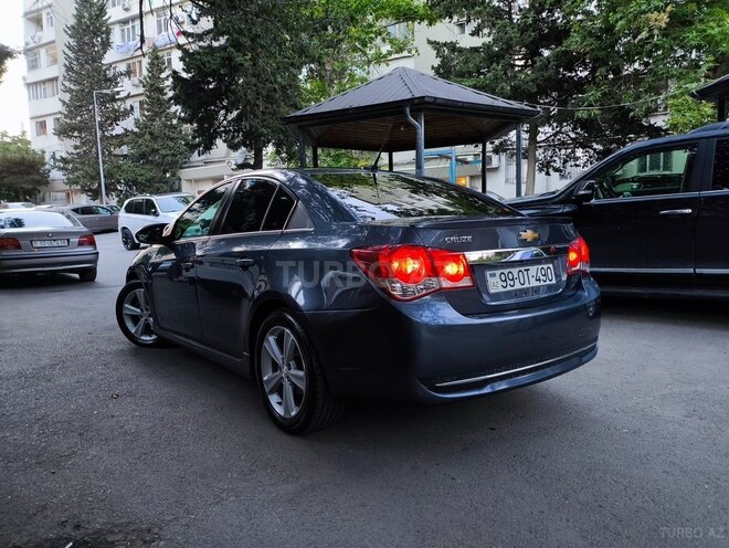 Chevrolet Cruze-6