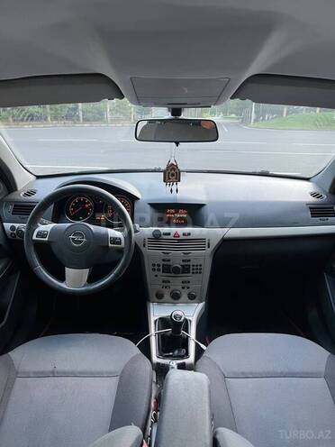 Opel Astra-7
