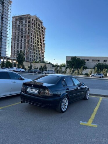 BMW 318-4