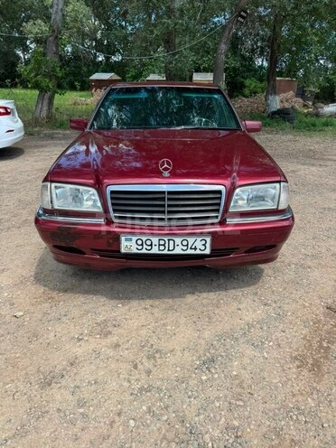 Mercedes C 220-1