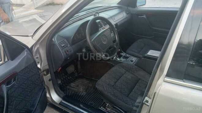 Mercedes C 220-9