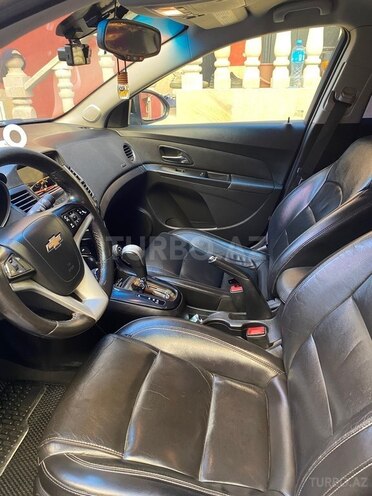 Chevrolet Cruze-9