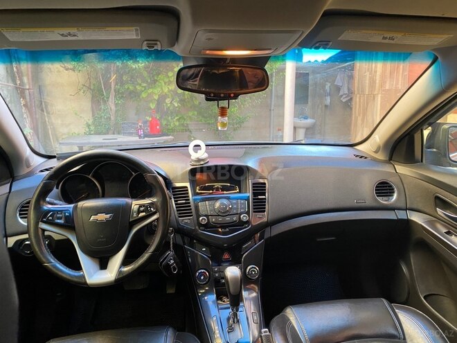 Chevrolet Cruze-6
