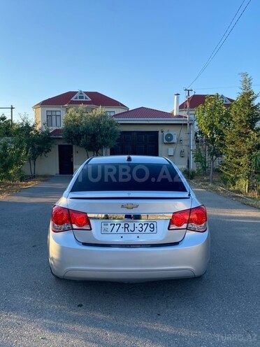 Chevrolet Cruze-2