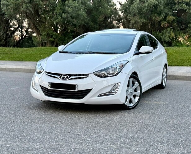 Hyundai Elantra-1