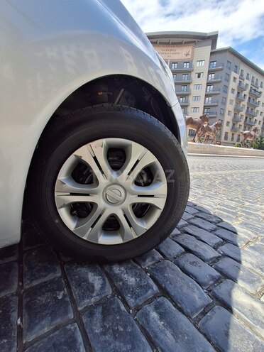 Nissan Note-10